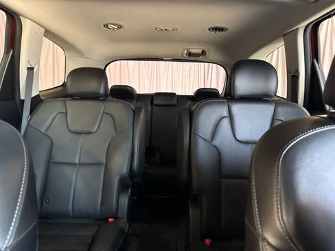 Used 2023 Kia Telluride EX w/ EX Captain's Chair Package FWD image 26