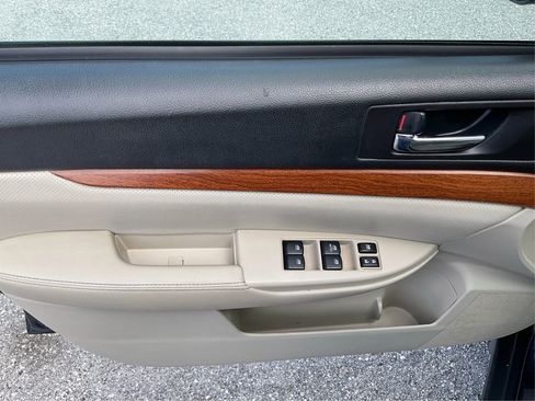 Used 2014 Subaru Outback 2.5i Limited w/ Moonroof Package image 19