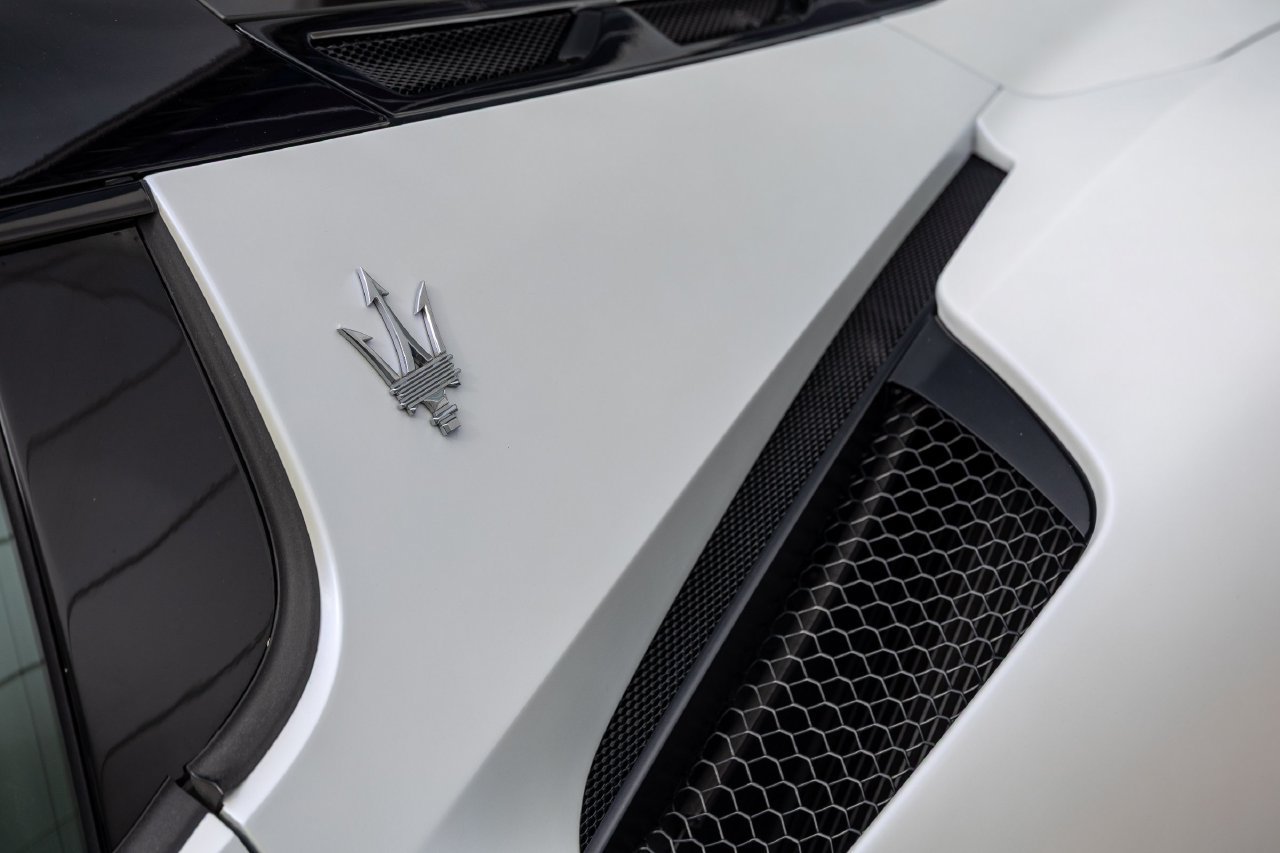 Used 2022 Maserati MC20 Coupe RWD image 11