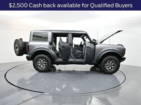 New 2025 Ford Bronco Badlands image 41