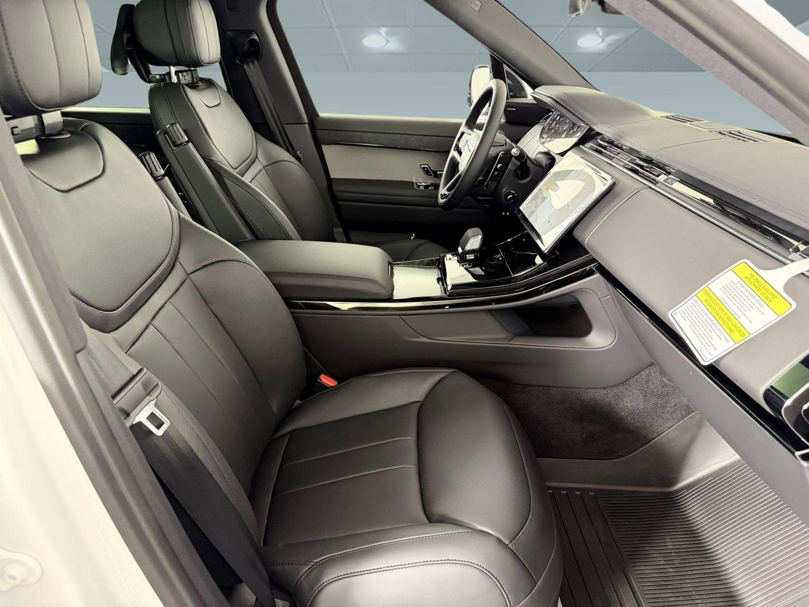 New 2026 Land Rover Range Rover Sport Dynamic SE AWD/4WD image 23