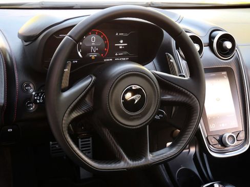 Used 2025 McLaren GTS image 9