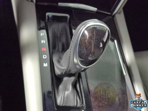 Used 2015 Cadillac XTS Premium FWD image 19