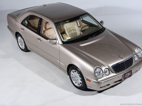 Used 2001 Mercedes-Benz E 320 Sedan image 6