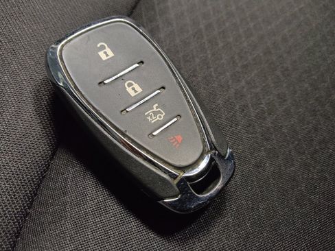 Used 2024 Chevrolet Malibu LS FWD image 32