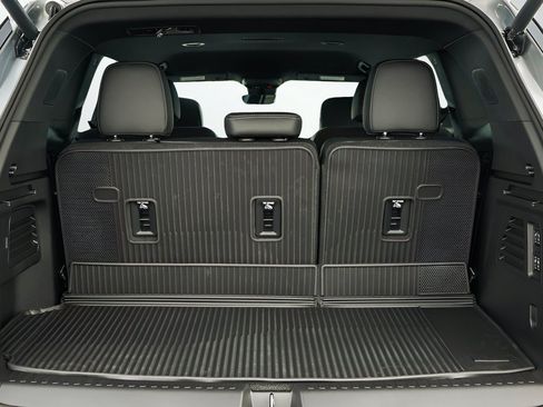 New 2026 Buick Enclave Preferred w/ Power Package AWD/4WD image 8