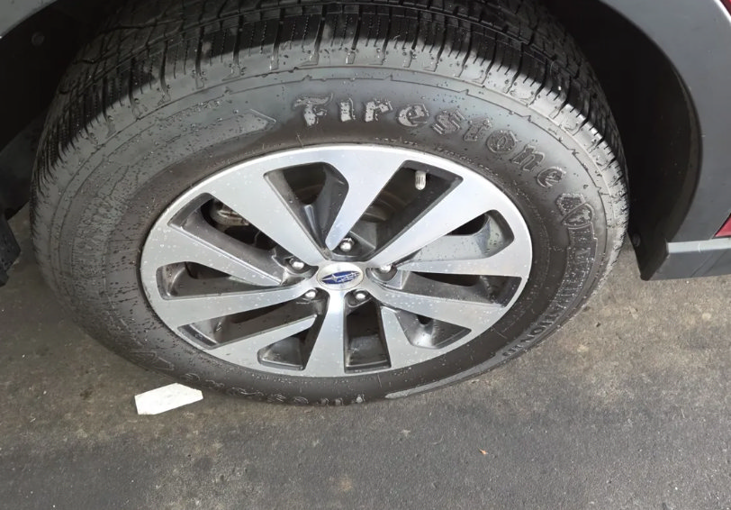 Used 2022 Subaru Outback Premium AWD/4WD image 5