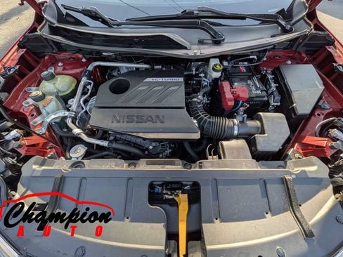 Used 2022 Nissan Rogue SV w/ SV Premium Package FWD image 17