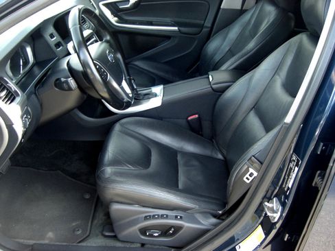 Used 2014 Volvo S60 T5 image 19