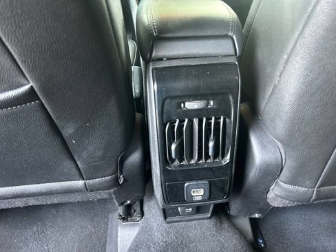 Used 2024 Jeep Compass Latitude AWD/4WD image 30