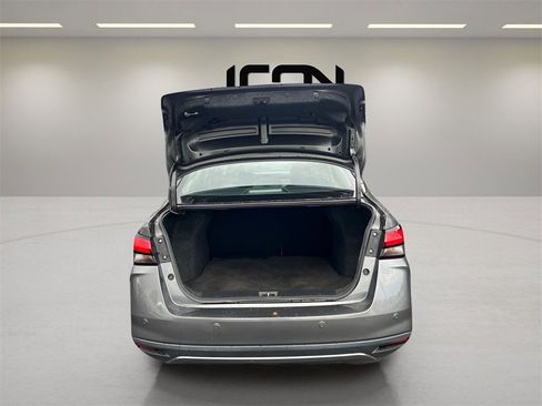 Used 2021 Nissan Versa SV image 20