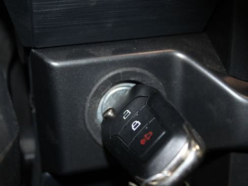 Used 2024 Ford F150 XLT w/ FX4 Off-Road Package image 26