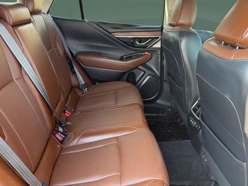 Used 2022 Subaru Outback Touring image 11