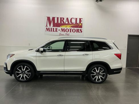 Used 2019 Honda Pilot Elite image 2