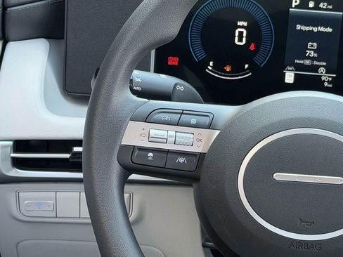 New 2026 Hyundai Tucson SE image 13