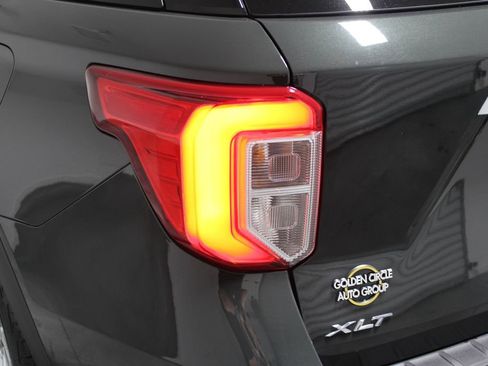 Used 2023 Ford Explorer XLT image 56