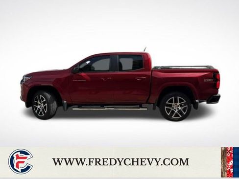 Used 2023 Chevrolet Colorado Z71 w/ Z71 Convenience Package 2 AWD/4WD image 37