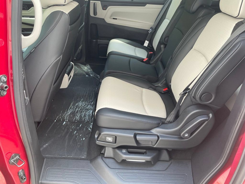 New 2027 Honda Odyssey Elite image 8