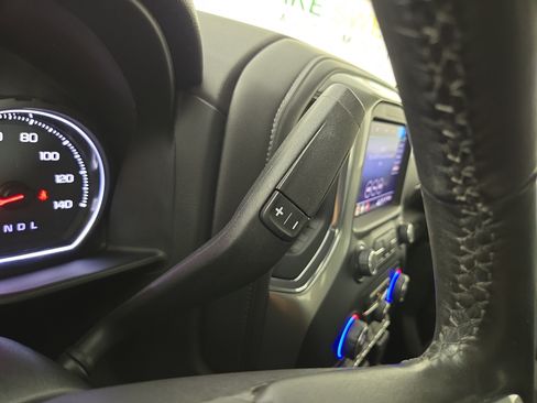 Used 2019 Chevrolet Silverado 1500 LT w/ All-Star Edition AWD/4WD image 23