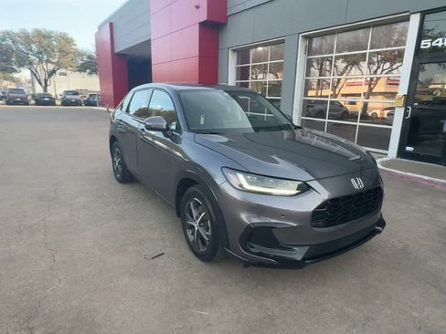 Used 2023 Honda HR-V EX-L image 2