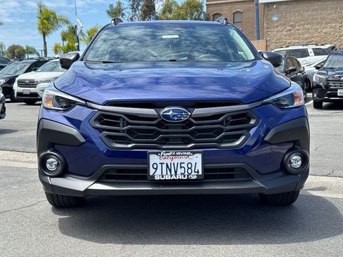 Certified 2025 Subaru Crosstrek 2.0i Premium w/ Crosstrek Mirror Package AWD/4WD image 3
