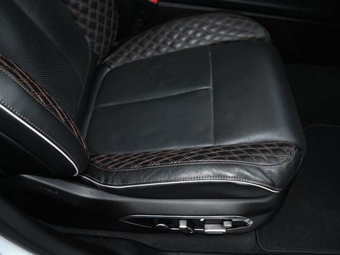 Used 2022 Jeep Grand Cherokee L Summit w/ Advanced Protech Group IV image 32