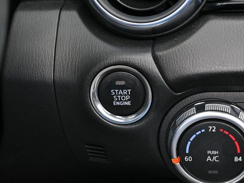 Used 2018 MAZDA MX-5 Miata RF Grand Touring image 25