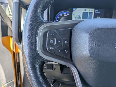 Used 2021 Ford Bronco Badlands image 17