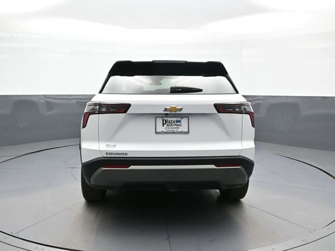 Used 2025 Chevrolet Equinox LT FWD image 7