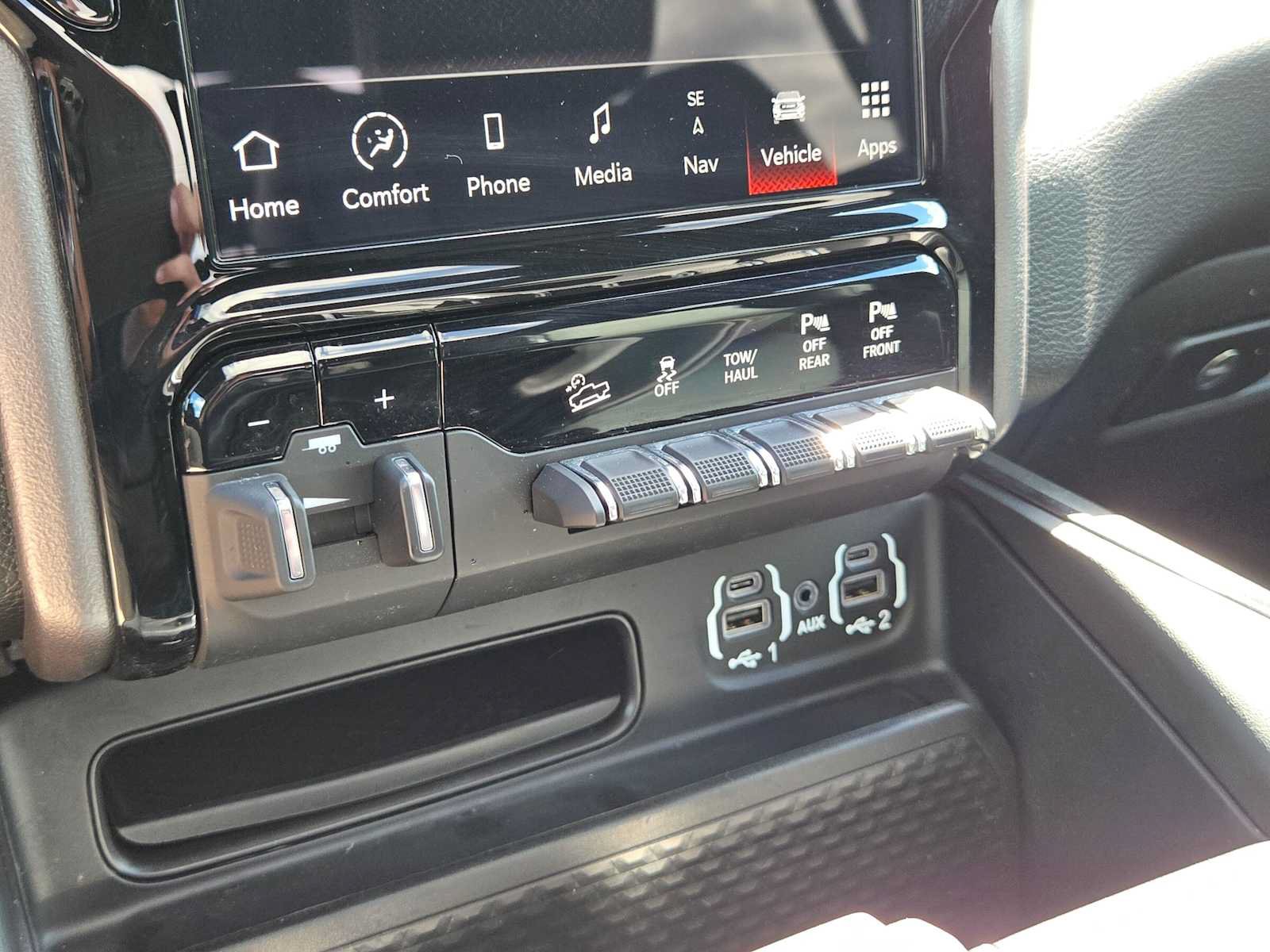 Used 2024 RAM 2500 Power Wagon w/ Towing Technology Group AWD/4WD image 29
