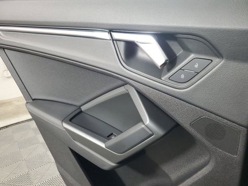 Used 2022 Audi Q3 2.0T Premium Plus AWD/4WD image 18