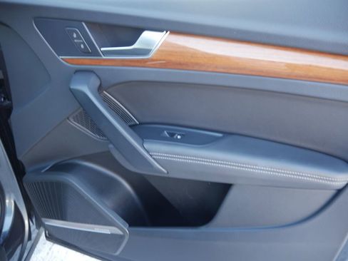 Certified 2023 Audi Q5 2.0T Premium Plus w/ Premium Plus Package image 28