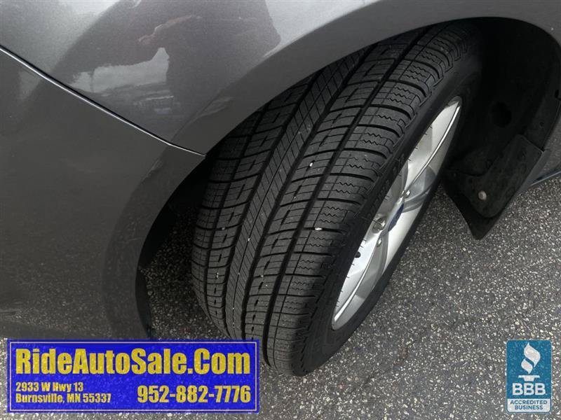 Used 2013 Ford Focus SE w/ SE Winter Pkg FWD image 26