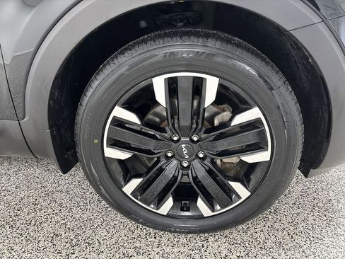 Used 2023 Kia Telluride SX X-Line image 17