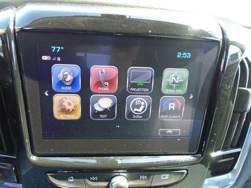 Used 2019 Chevrolet Traverse LT AWD/4WD image 11
