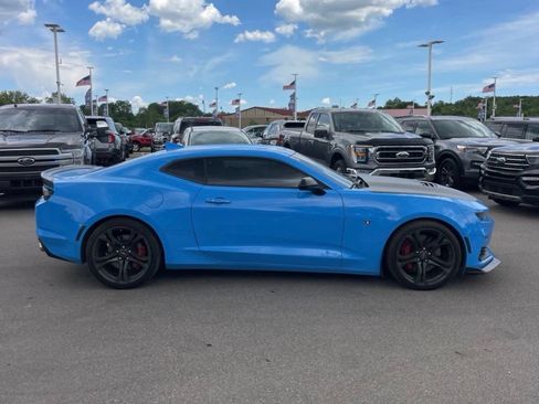 Used 2023 Chevrolet Camaro SS RWD image 14