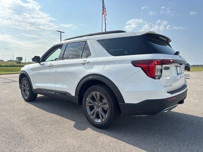New 2026 Ford Explorer Active w/ Active Comfort Package