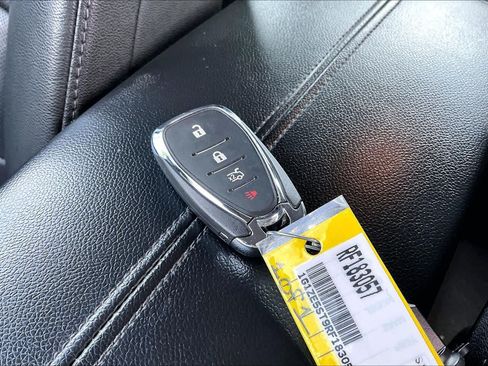 Used 2024 Chevrolet Malibu LT FWD image 15