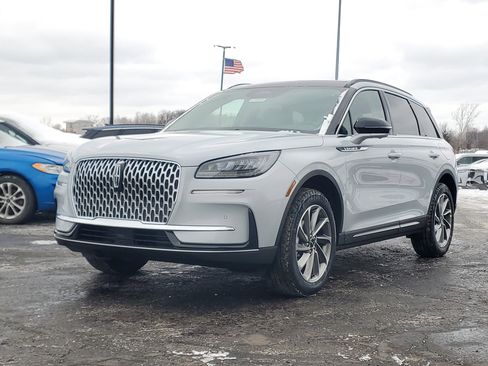 New 2026 Lincoln Corsair Premiere image 2