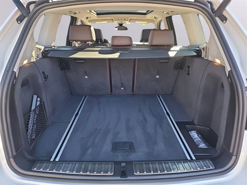 Used 2017 BMW X3 xDrive28i image 33