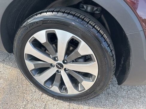 Used 2022 Kia Telluride EX w/ EX Premium Package AWD/4WD image 24