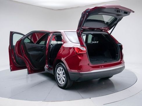 Used 2021 Chevrolet Equinox LT image 19