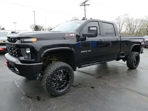 Used 2021 Chevrolet Silverado 2500 LT w/ Convenience Package image 8