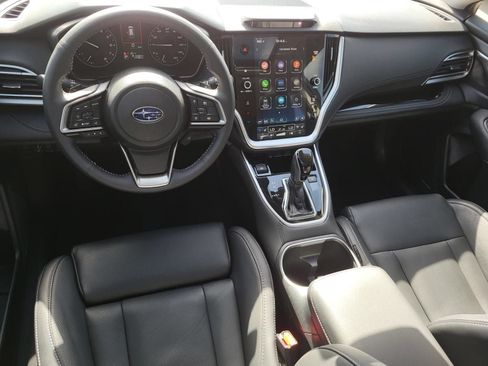 Used 2025 Subaru Outback Touring AWD/4WD image 17