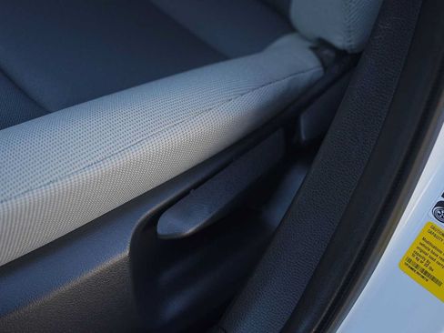 Used 2024 Toyota Corolla LE FWD image 12