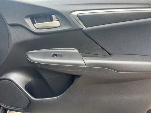 Used 2016 Honda Fit LX image 23