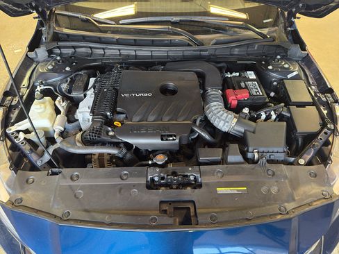 Used 2021 Nissan Altima 2.0 SR FWD image 33