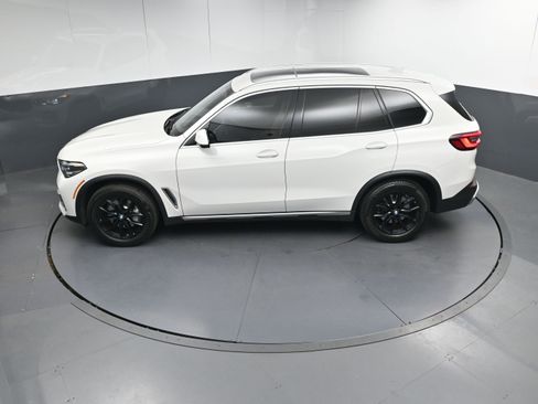 Used 2023 BMW X5 xDrive40i w/ Premium Package image 31