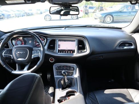 Used 2016 Dodge Challenger SRT Hellcat image 15