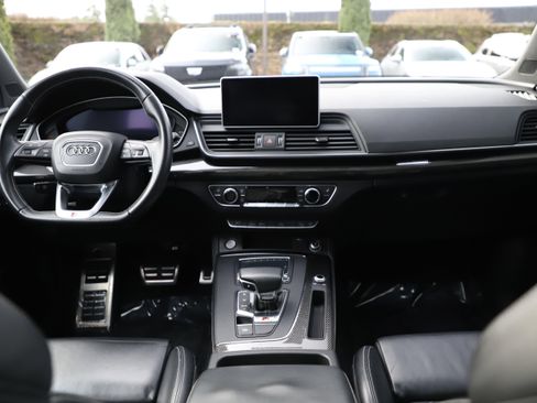 Used 2020 Audi SQ5 Premium Plus w/ Premium Plus Package image 16